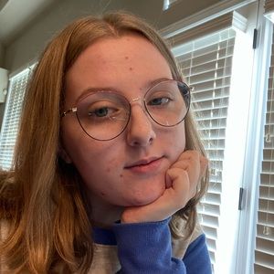 Meet your Posher, Aliya